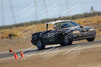 media/Oct-02-2022-24 Hours of Lemons (Sun) [[cb81b089e1]]/915am (I-5)/